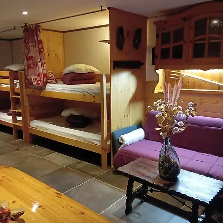 Les Neves Apartmán